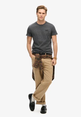T-Shirt 'Essential' Superdry en gris