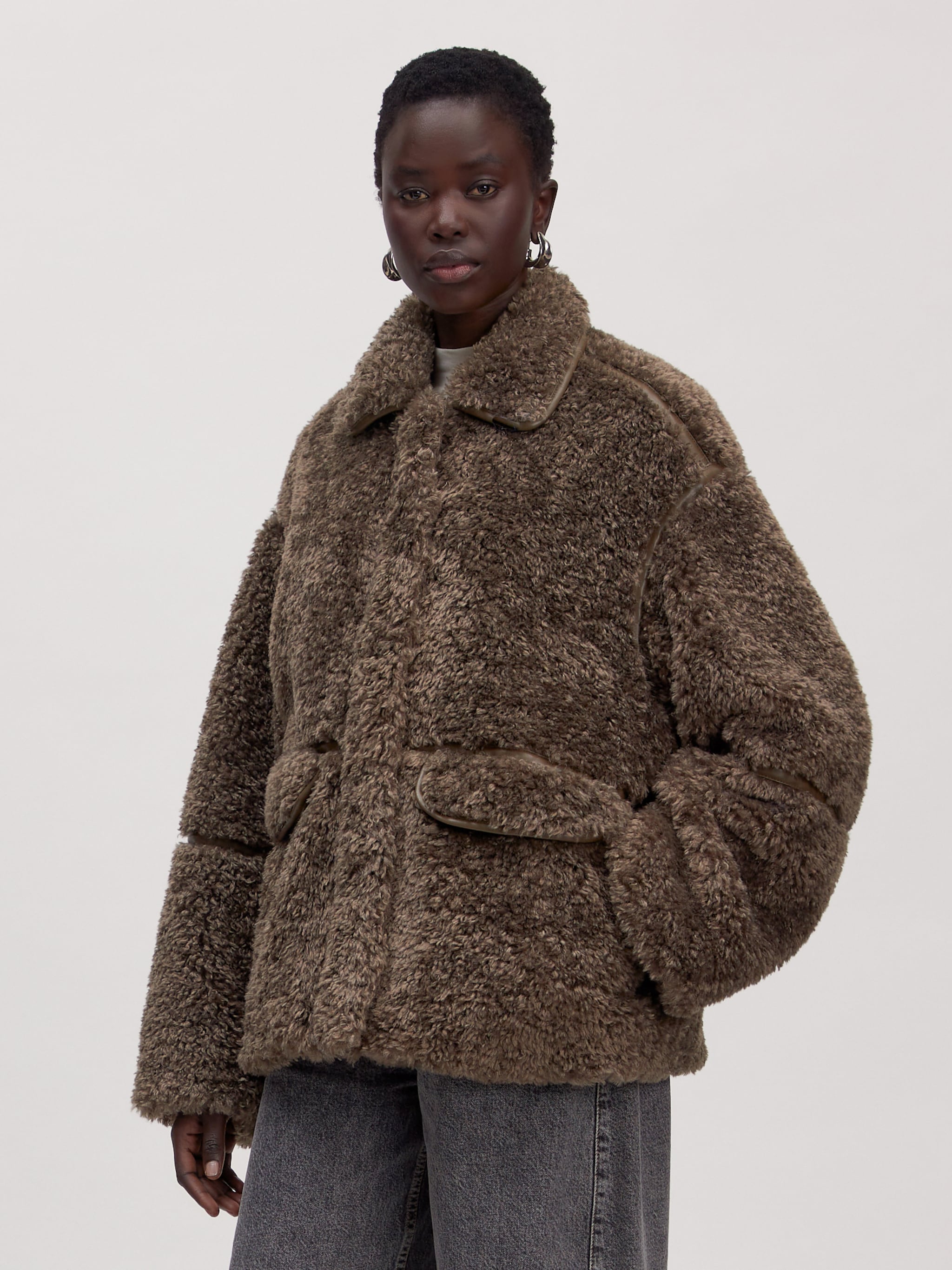 EDITED Produkte Jacke 'Amia' braun