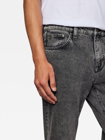 Mavi Tapered Jeans ' MILAN ' in Grau