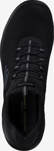 SKECHERS - Sapatilhas slip-on 'Summits' em preto