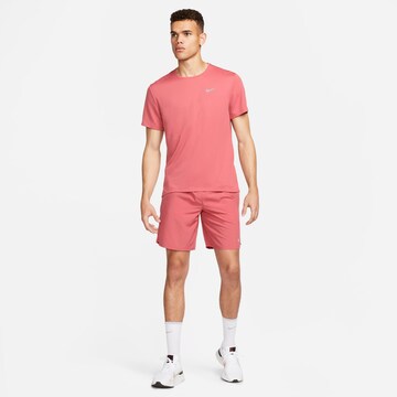 NIKE Funktionsshirt 'Miler' in Rot