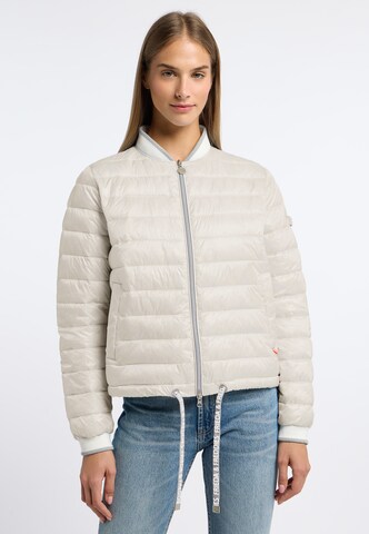 Frieda & Freddies NY Between-Season Jacket in White: front