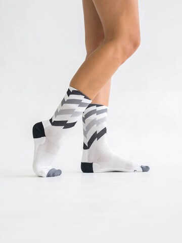 INCYLENCE Sportsocken 'WAVES' in Weiß