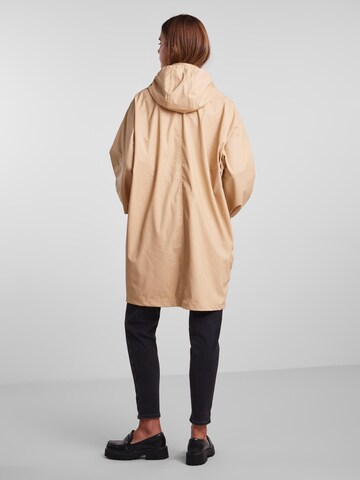 PIECES Between-Seasons Coat 'Rainy' in Brown