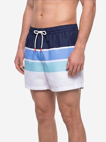 Penti Rövid fürdőnadrágok 'PENTI Herren Gestreifte Badeshorts' - vegyes színek