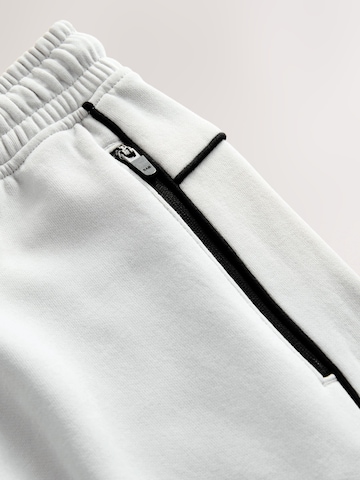 Regular Pantalon Next en gris