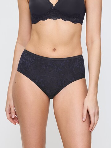 Slip ' Red Label Amourette Charm ' TRIUMPH en gris : devant