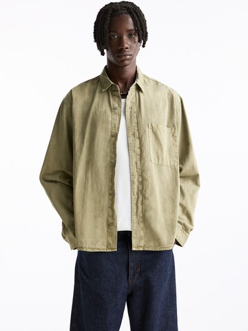 Pull&Bear Comfort Fit Hemd in Beige: Vorderseite