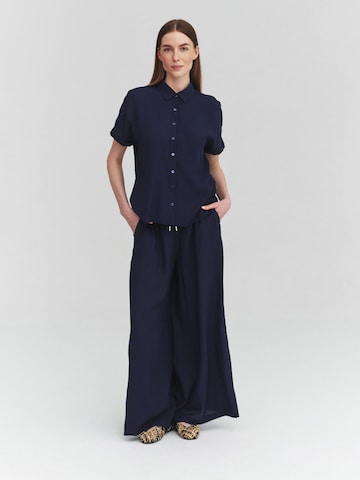 TATUUM - Blusa 'Zaria' en azul