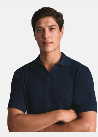 Charles Tyrwhitt Sweater in Blue: front