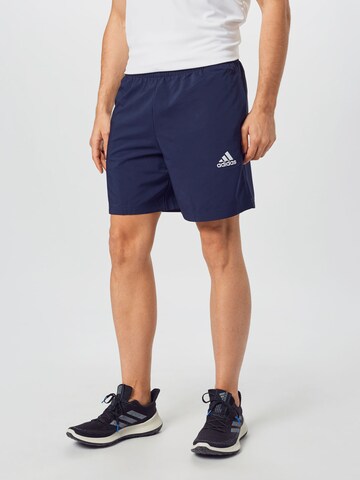 ADIDAS SPORTSWEAR Normální Sportovní kalhoty 'Aeroready Essentials Chelsea Small Logo' – modrá: přední strana
