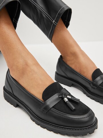 Next Slipper 'Forever Comfort' in Schwarz