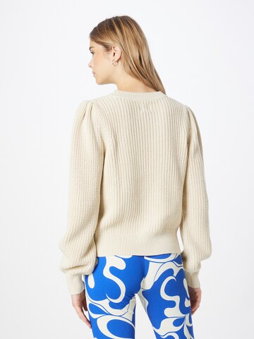 GAP Sweater in Beige