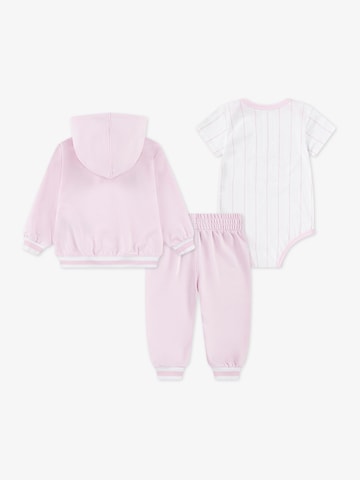 Jordan Sada – pink