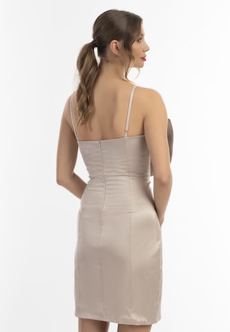 Robe de cocktail faina en beige