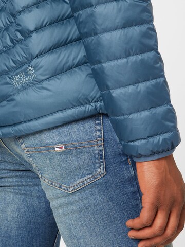 JACK WOLFSKIN - Casaco outdoor 'ATMOSPHERE' em azul