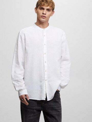 Pull&Bear Klasický střih Košile – bílá: přední strana