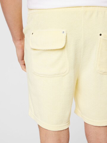 Regular Pantalon 'June' MOUTY en jaune