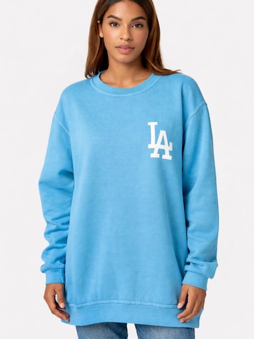 Worldclassca Oversized Sweater in Blue: front