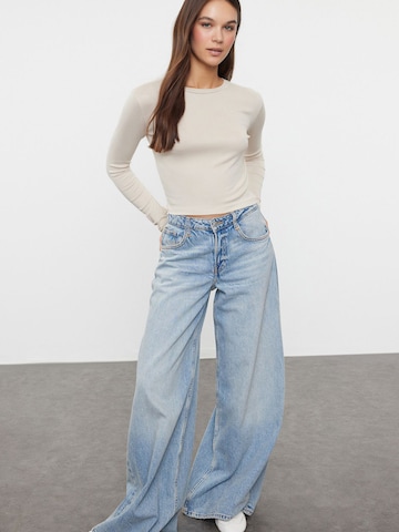 T-shirt Trendyol en beige