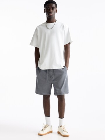Pull&Bear Regular Broek in Grijs