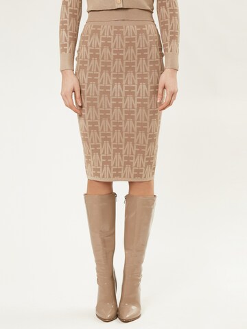 Influencer Skirt in Beige: front