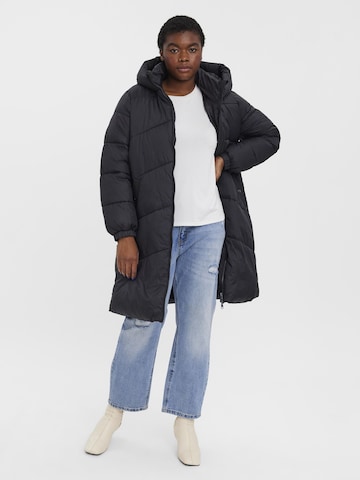 Vero Moda Curve Winterjacke 'Uppsala´' in Schwarz