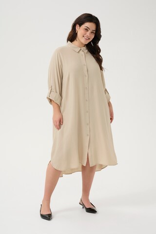 Robe 'Mille' KAFFE CURVE en beige