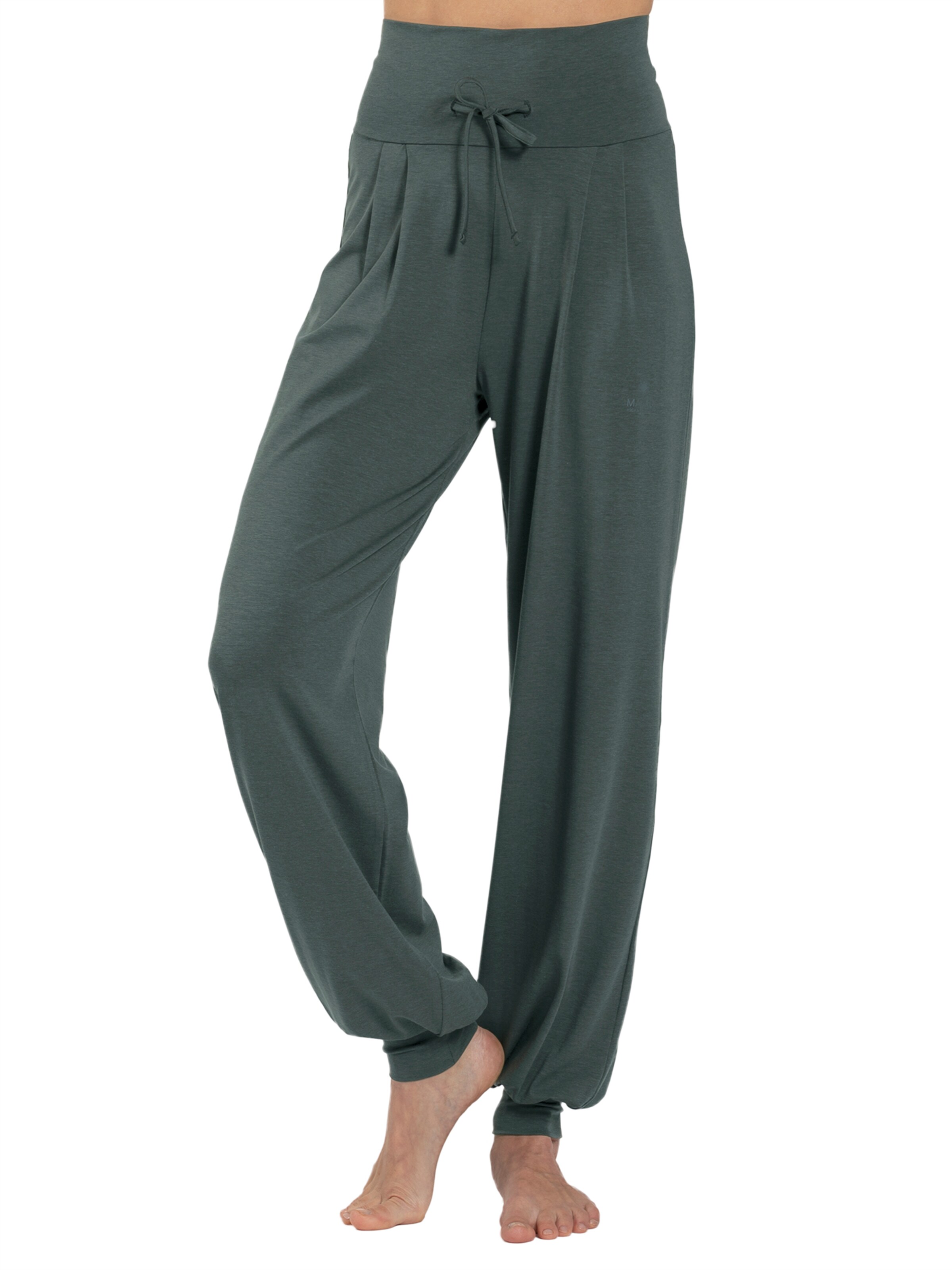 Magadi Loosefit Sporthose 'Florence' in Grün: Vorderseite