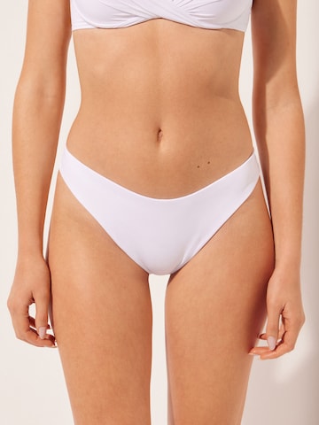 CALZEDONIA Bikini Bottoms 'INDONESIA' in White