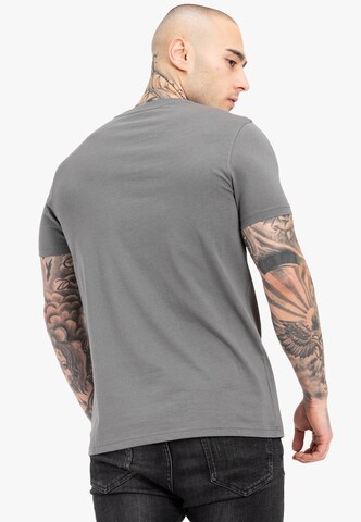 T-Shirt ' SKULL' Tapout en gris