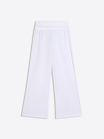 Wide leg Pantaloni de la Bershka pe alb