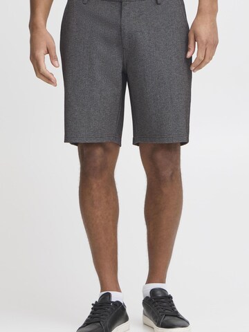 Regular Pantalon chino 'Codie' BLEND en gris