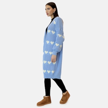 Elara Strickjacke in Blau