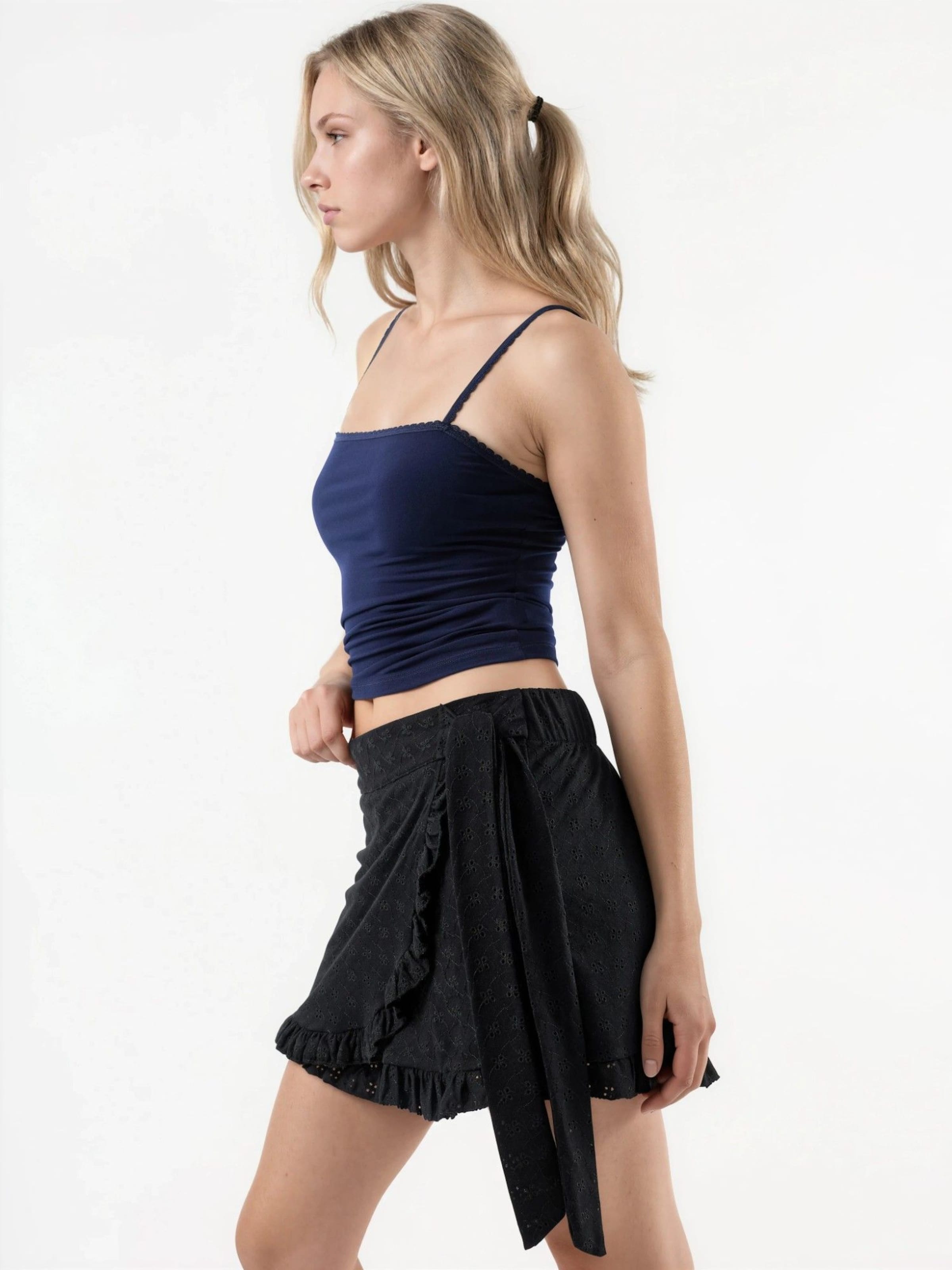 Busem Skirt in Black
