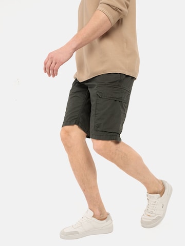 CAMEL ACTIVE Regular Regular Fit Cargo Shorts mit Minimal Print in Grün