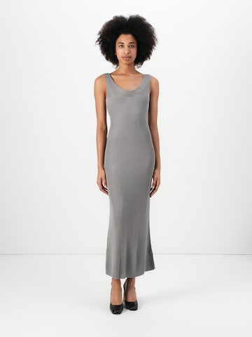 Abito in maglia di Calvin Klein Jeans in grigio: frontale