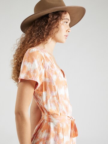 SOAKED IN LUXURY - Vestido camisero 'Dusine' en naranja