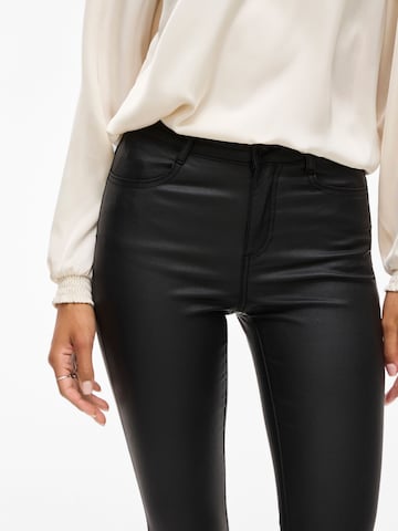 Coupe slim Pantalon 'SARAH' VILA en noir