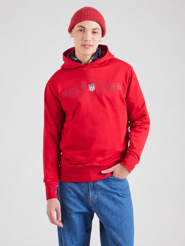 Felpa di GANT in rosso: frontale