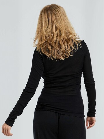 Tricou ' Cotton ' de la Seamless Basic pe negru