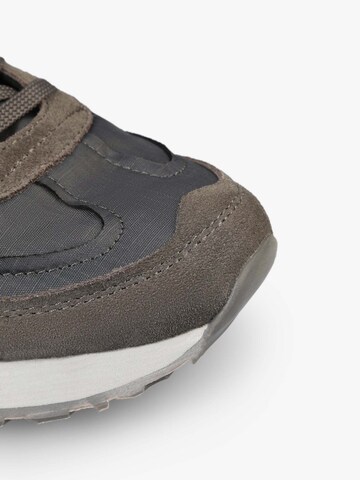 Sneaker bassa 'Jones' di Scalpers in grigio