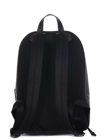Emporio Armani - Mochila en negro