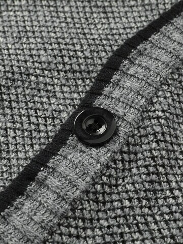 Youthup Knit Cardigan in Grey