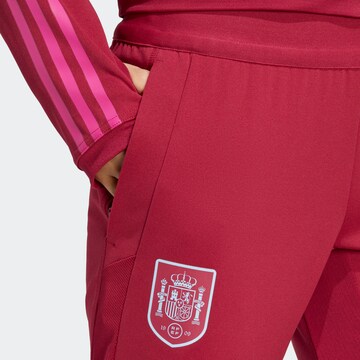 Tapered Pantaloni sportivi 'Spanien 2023' di ADIDAS PERFORMANCE in rosso