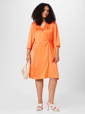 Selected Femme Curve - Vestido 'Franziska' en naranja