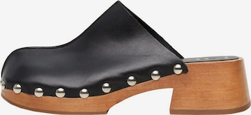 MANGO Clogs 'Zue' in Black: front