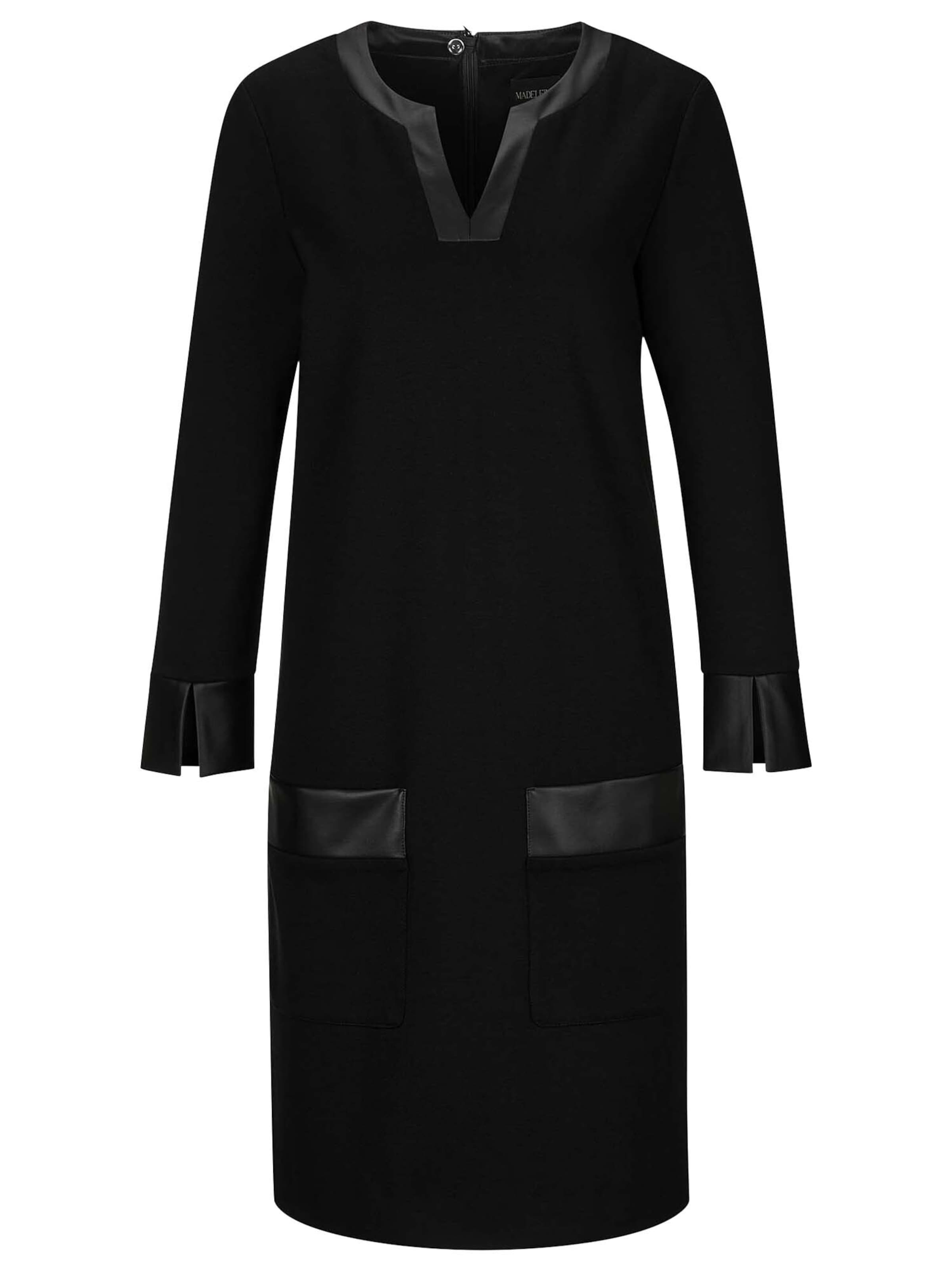 MADELEINE Jurk in Zwart: voorkant