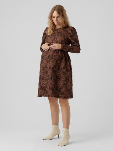 Robe 'AMELY' MAMALICIOUS en marron