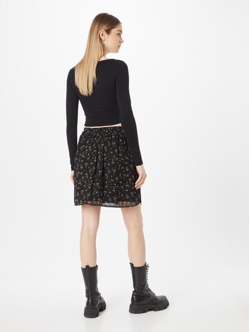 ABOUT YOU Skirt 'Lissi' in Black